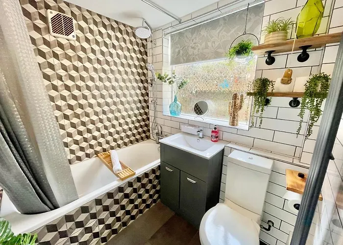 Within The Walls Feriehus